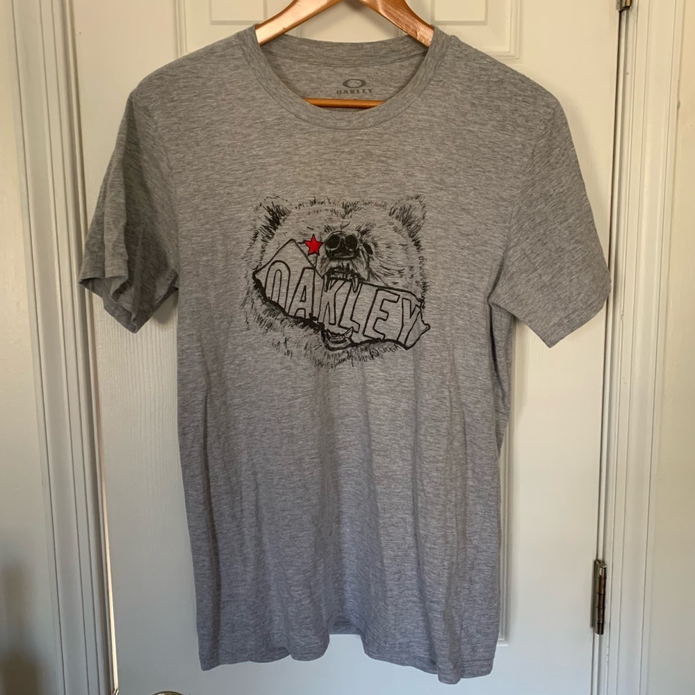 Oakley Grey Cali Bear Graphic Tee